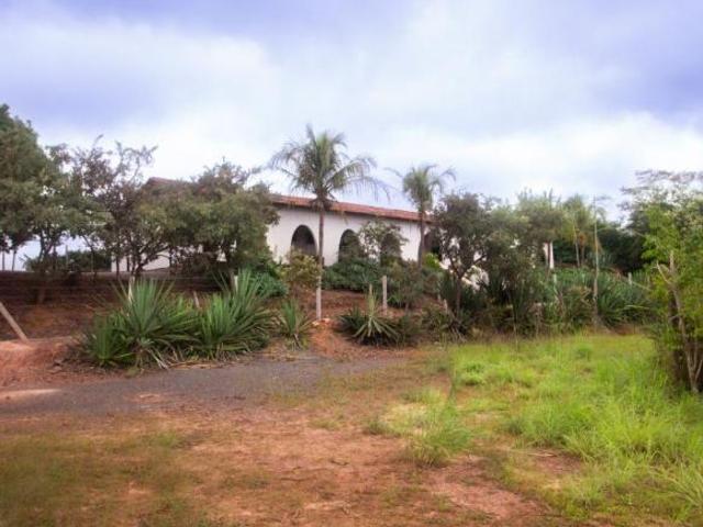 Chácara com 6 Quartos à venda, 600m² Área Rural do Jardim Botânico