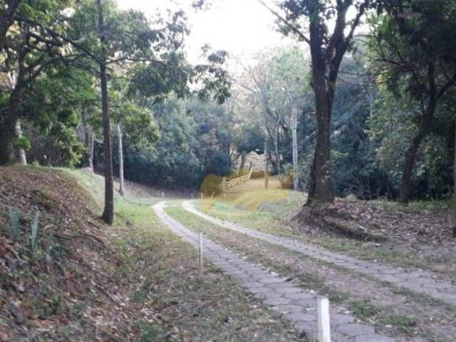 Chácara com 8 dormitórios, 51.300,00 m² venda por R$ 1.800.000,00 ou aluguel por R$ 10.000/mês Z