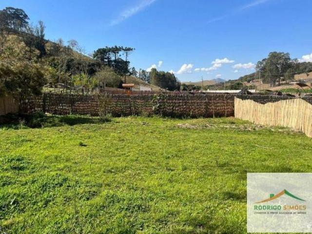 Chácara com 2 dormitórios à venda, 1008 m² por R$ 200.000,00 Piranguinho Piranguinho/MG