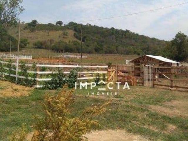 Chácara com 2 dormitórios à venda, 1200 m² por R$ 180.000 Centro São Sebastião da Bela Vista/Min