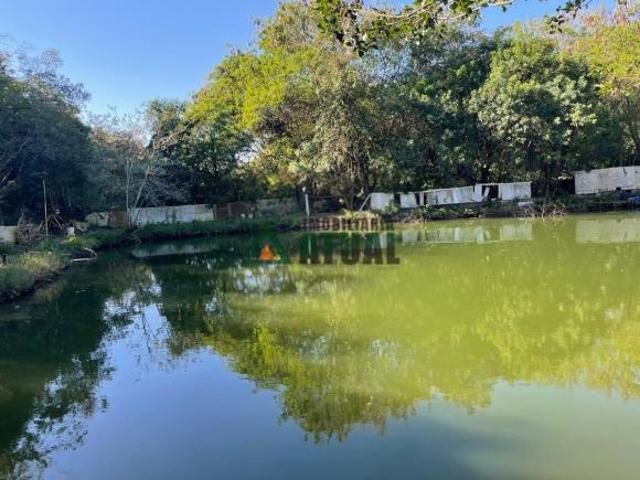 Chácara com 3334 m² na região sul de Londrina