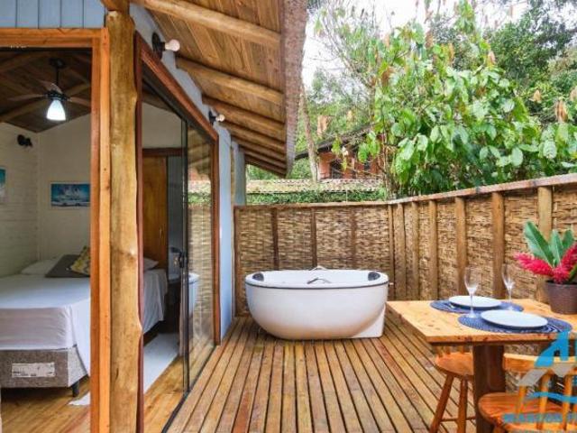Chácara com 3 casas na Estrada Do Rio Escuro, Ubatuba SP