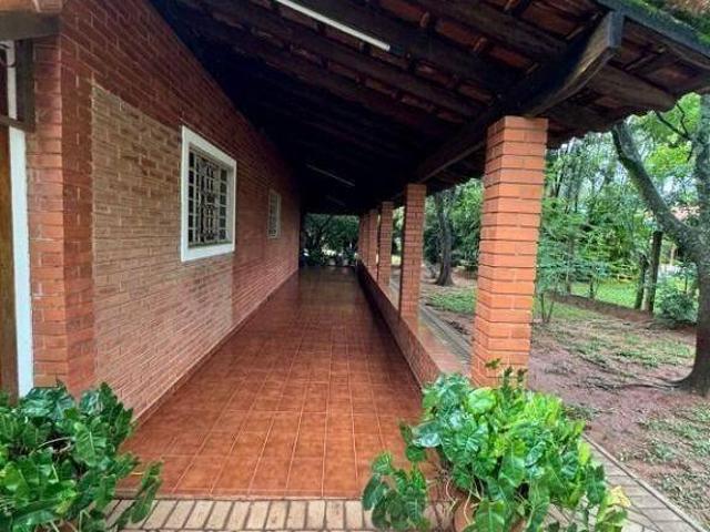 Chácara com 3 dormitórios à venda, 1570 m² por R$ 1.100.000 Monte Carlo Guapiaçu/SP