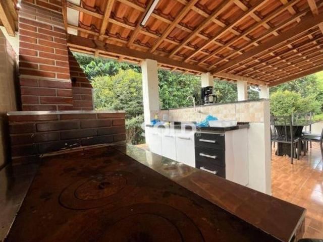 Chácara com 3 dormitórios à venda, 3000 m² por R$ 390.000 Claraval/MG