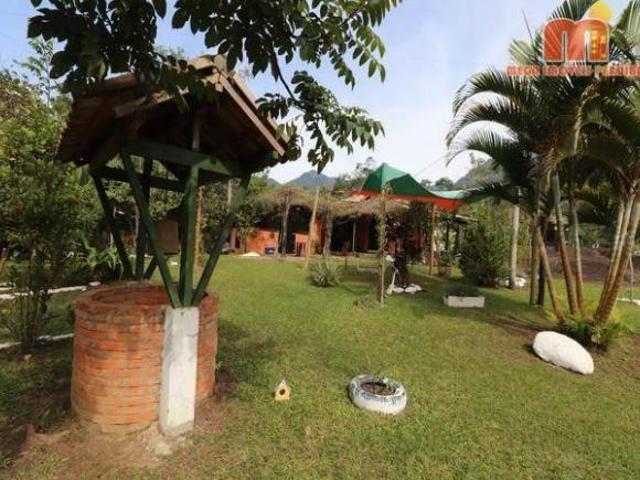 Chácara com 3 dormitórios à venda, 3000 m² por R$ 950.000,00 Igrejinha Itariri/SP