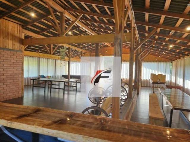 Chácara com 3 dormitórios à venda, 302500 m² por R$ 3.700.000,00 Zona Rural Tijucas do Sul/PR