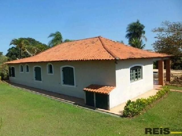 Chácara com 3 dormitórios à venda, 50000 m² por R$ 3.500.000,00 Aparecida Araçoiaba da Serra/SP
