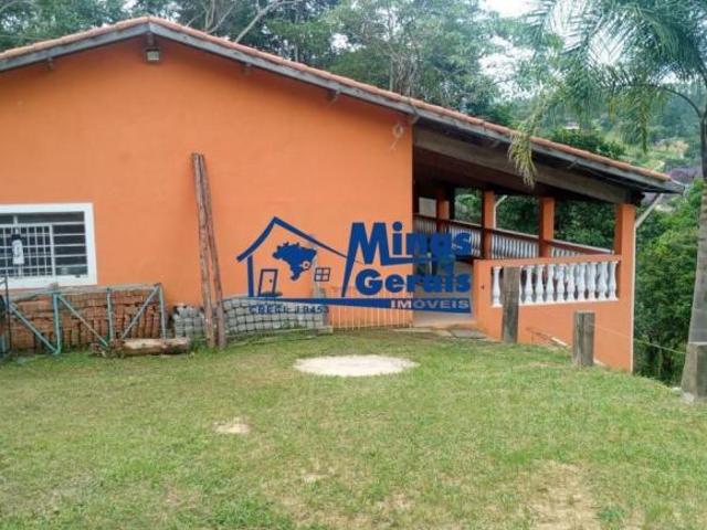 Chácara com Casa Avarandada e Vista Panorâmica da Represa