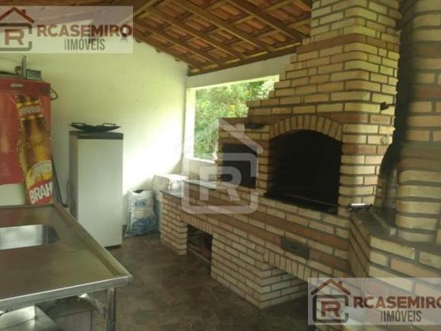 Chácara com Piscina