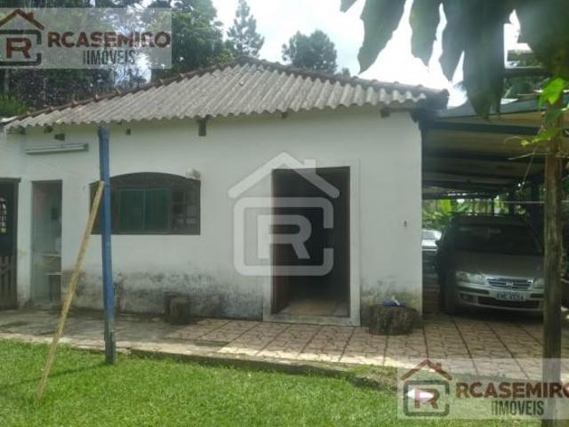 Chácara com Piscina