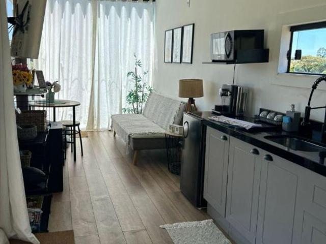 Chácara Container 500m² à Venda no Interior de SP – Perfeita para Airbnb