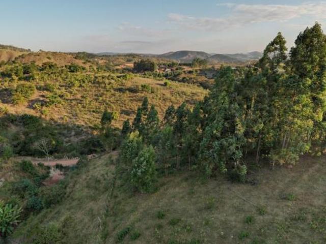 Chácara de com um hectare em Teófilo Otoni