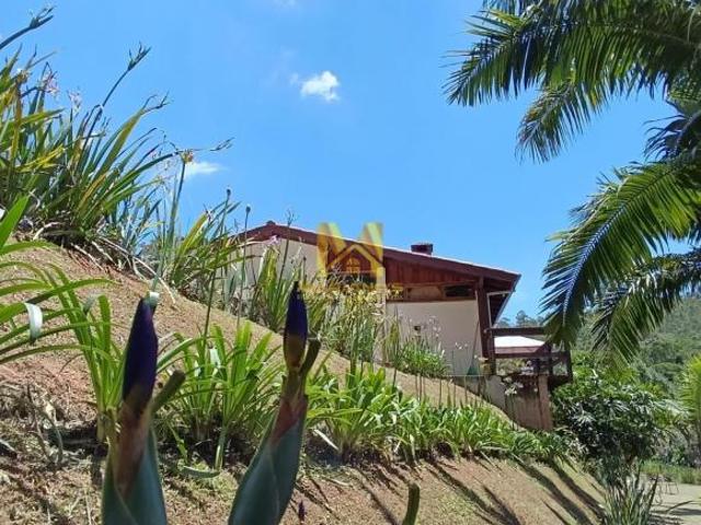 Chácara de Luxo à Venda em Nazaré Paulista SP, Bairro Cuiabá: 3 Quartos, 1 Suíte, 1 Sala, 3 Banheiro