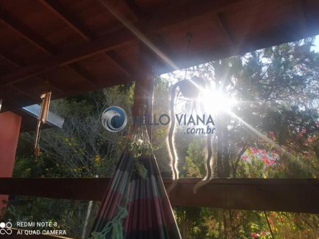 Chácara de Luxo em Lambari MG: 4 Quartos, 2 Suítes, 150m², Próximo ao Pesqueiro do Ganso!
