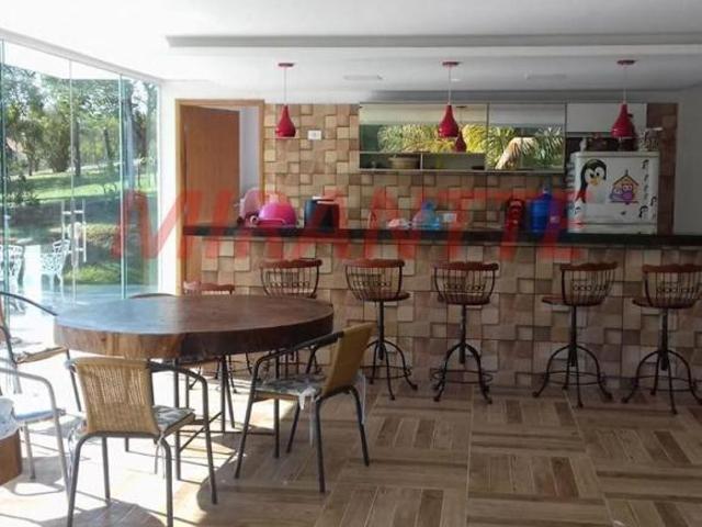 Chácara de 160m² com 3 quartos
