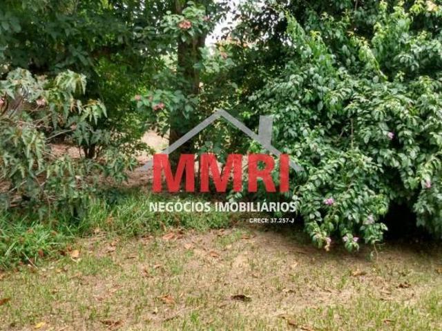 Chácara de 2.000m² à venda em Sarapuí SP, bairro Morada do Sol: 3 quartos, 1 suíte e 300m² de área!