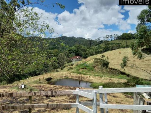 Chácara de 35000 m² à venda em Cunha SP, bairro Paraibuna, 2 quartos, 1 sala, 2 banheiros, 120m² áre