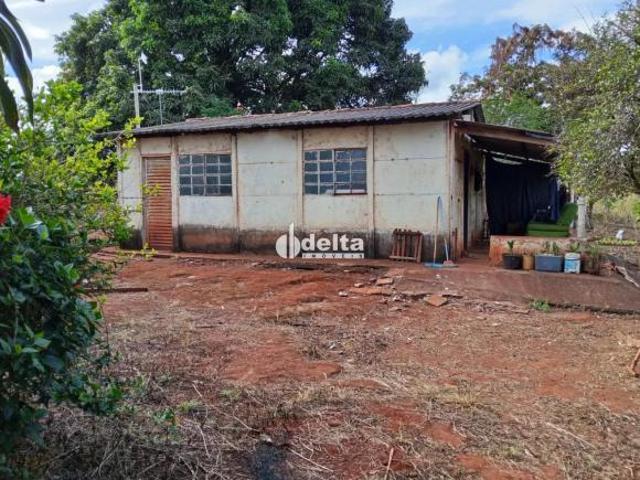 Chácara disponível para venda na região rural em Indianópolis MG