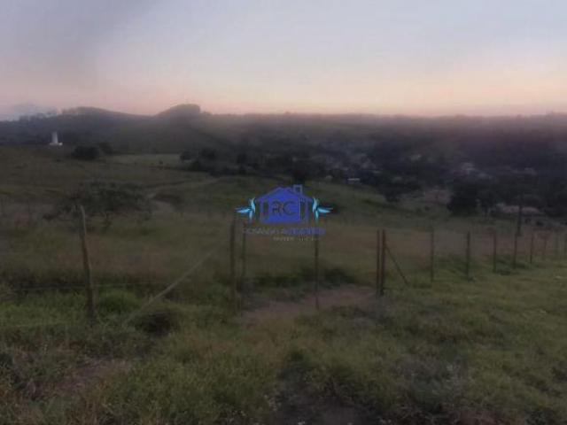 Chácara em Buarque de Macedo