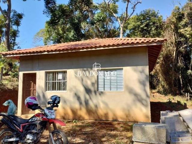CHÁCARA EM CAMANDUCAIA MG À VENDA 3.500 M aA 7KM DO CENTRO