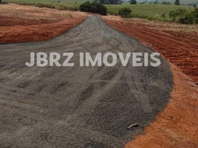 Chácara em Centro, Rafard/SP de 1342m² à venda por R$ 174.360,00