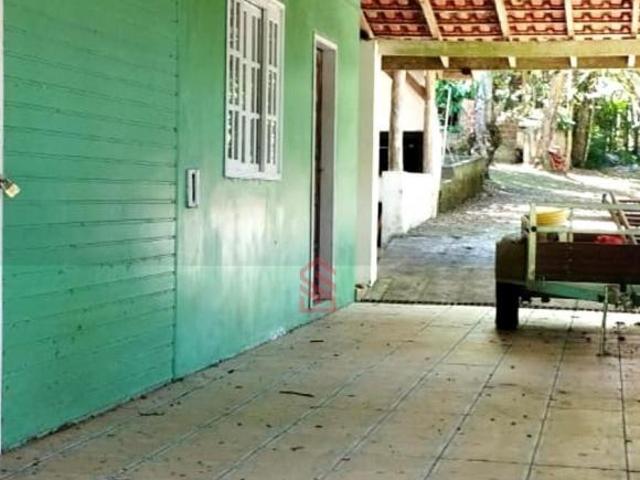 Chácara em condomínio: 3 quartos, 1 suíte, 2 salas e mais! Aproveite em Tijucas do Sul PR, Campina d