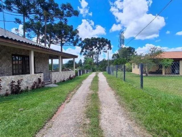 Chácara em condomínio, 02 quartos, c/suíte, churrasqueira, em Bocaiuva do Sul PR