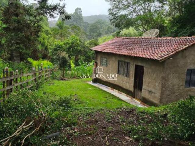 CHACARA EM CORREGO DO BOM JESUS MG 1600 METROS 12KM DA CIDADE NASCENTE ESCRITURA