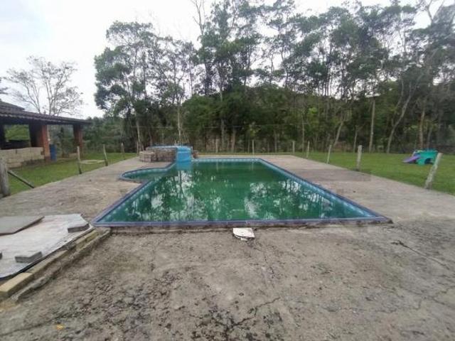Chácara em Juquitiba/SP  Chácara à venda em Juquitiba