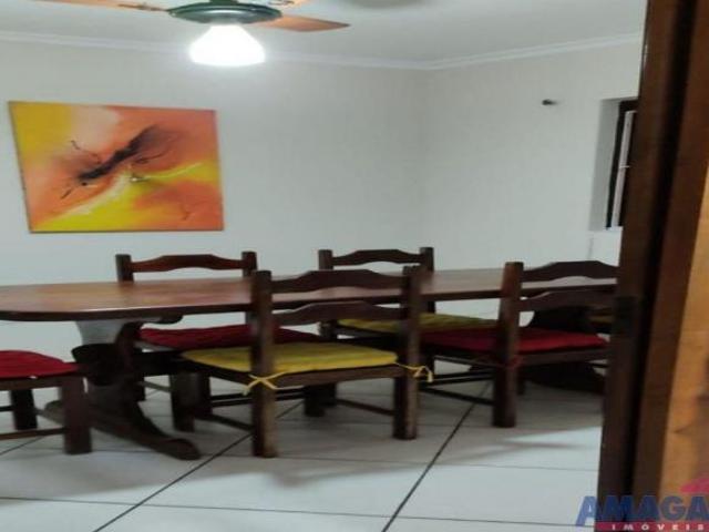 Chacara em Jacareí, no bairro Lagoinha, à venda