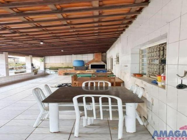 Chacara em Jacareí, no bairro Veraneio Ijal, à venda