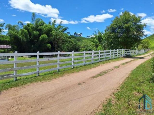 Chácara linda a venda, com casa, 9.250 m2, Açungui Rio Jacaré, RIO BRANCO DO SUL PR