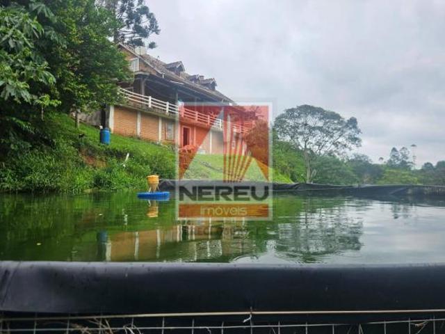 CHÁCARA PARA LAZER E MORADIA COM ÁREA PARA PASTO – JUQUITIBA/SP