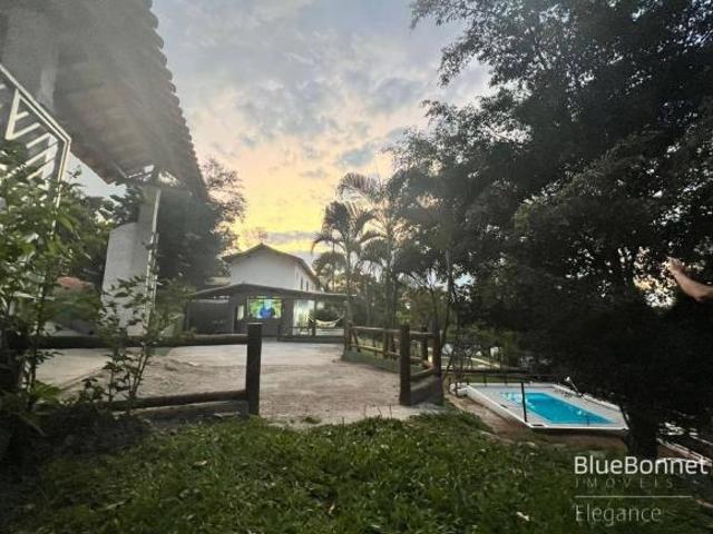 Chácara para venda em Condomínio Parque Das Garças I de 250.00m² com 3 Quartos, 3 Suites e 7 Garagen