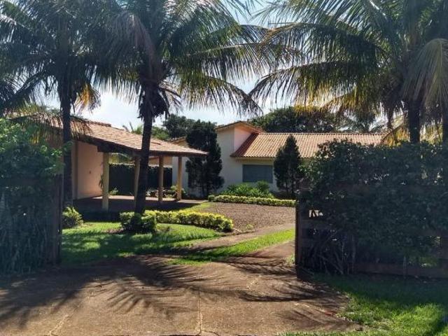 Chácara para venda em Condomínio Pontal de 400.00m² com 3 Quartos, 3 Suites e 3 Garagens