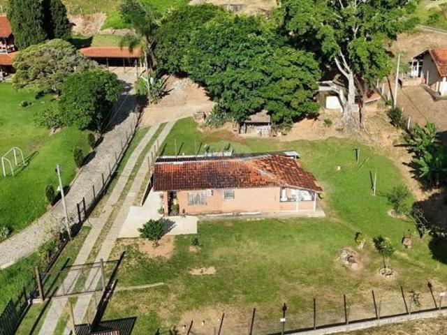 Chácara para venda em Centro de 110.00m² com 2 Quartos e 1 Suite