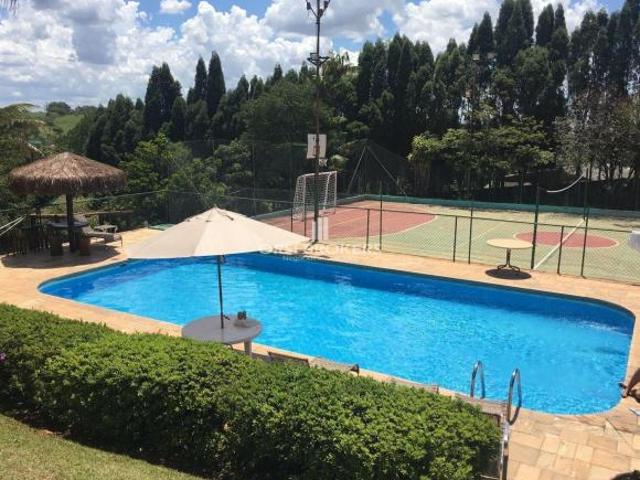 Chácara para venda em Centro de 12000.00m² com 4 Quartos, 1 Suite e 10 Garagens