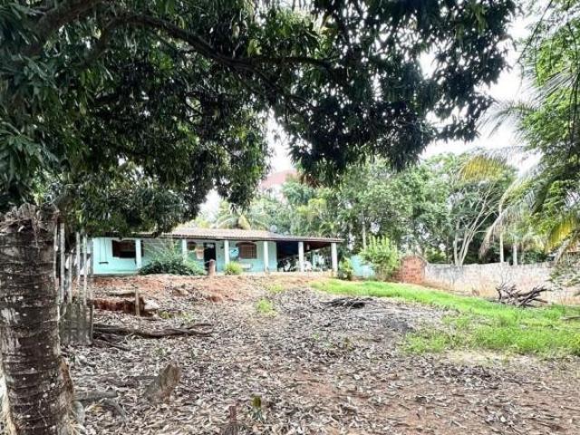 Chácara para venda em Centro de 242.20m² com 2 Quartos, 1 Suite e 2 Garagens