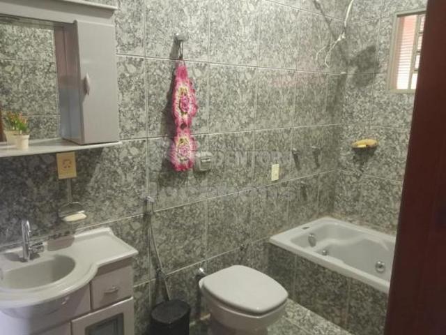 Chácara para venda em Centro, Guapiaçu