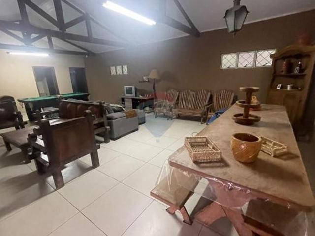 Chácara para venda em Cercado de 250.00m² com 5 Quartos e 10 Garagens