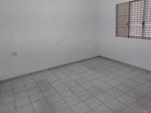 Chácara para venda em Chácara Das Videiras de 1864.00m² com 4 Quartos, 2 Suites e 6 Garagens