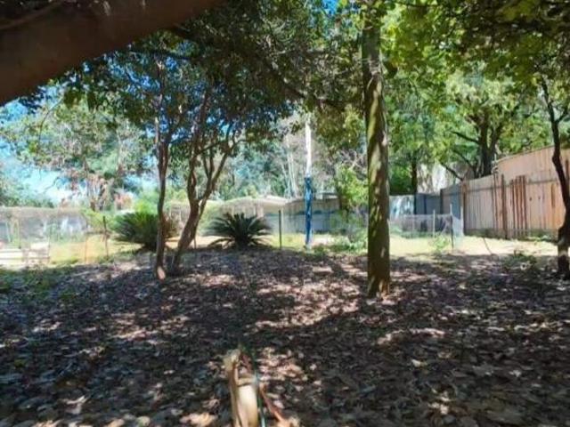 Chácara para venda em Chácaras de Recreio Tropical de 0.01m² com 4 Quartos, 4 Suites e 4 Garagens