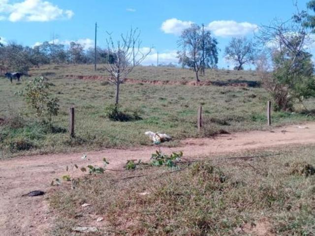 Chácara para Venda em Cidade Ocidental, Área Rural de Cidade Ocidental, 3 dormitórios, 1 banheiro, 2