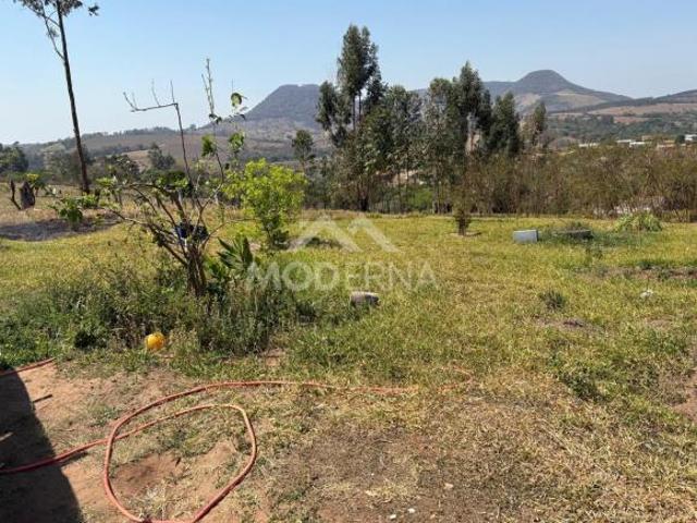 Chácara para Venda em Bofete, Área Rural de Bofete, 1 dormitório, 1 banheiro