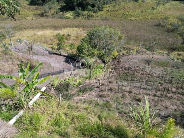 Chácara para Venda em Bofete, Área Rural de Bofete, 2 dormitórios, 2 banheiros, 1 vaga