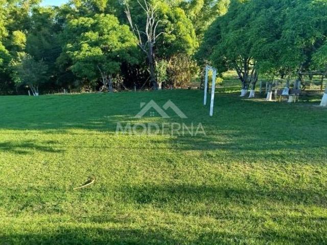 Chácara para Venda em Bofete, Área Rural de Bofete, 6 dormitórios, 3 suítes, 5 banheiros, 4 vagas