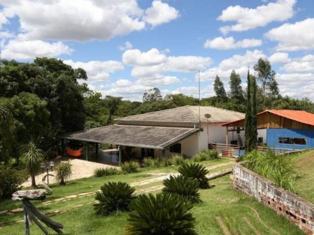 Chácara para Venda em Brasília, Planaltina, 3 dormitórios, 1 suíte, 3 banheiros