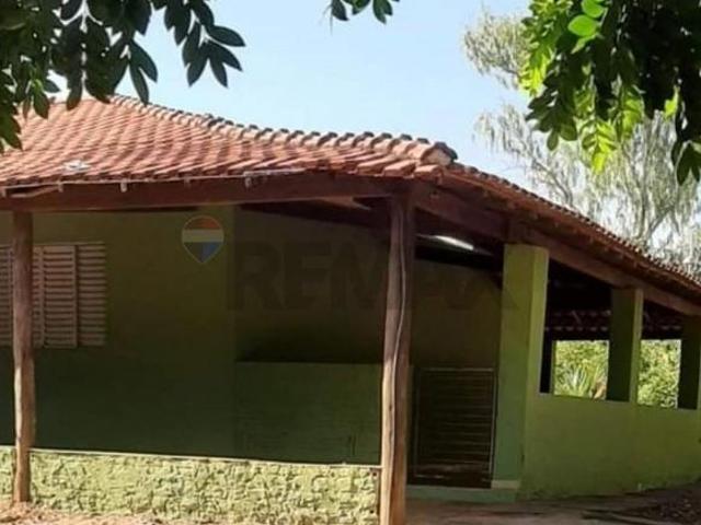 Chácara para venda em Guapiranga de 80.00m² com 4 Quartos, 1 Suite e 10 Garagens