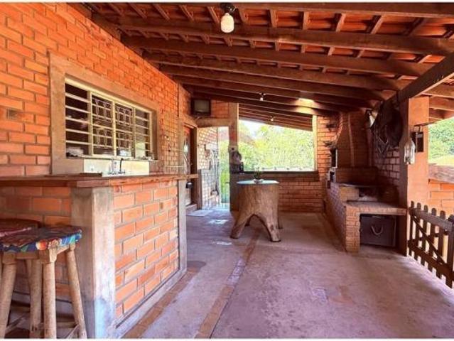 Chácara para venda em Jardim Brasil de 10000.00m² com 3 Quartos e 1 Suite