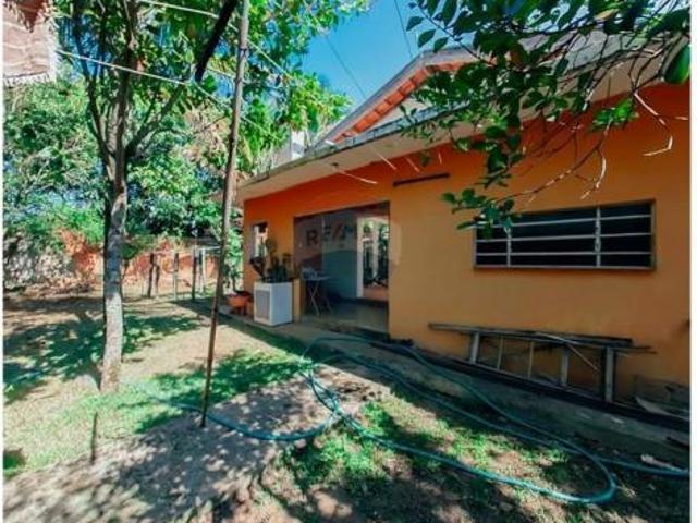 Chácara para venda em Jardim São João de 180.00m² com 2 Quartos, 1 Suite e 8 Garagens